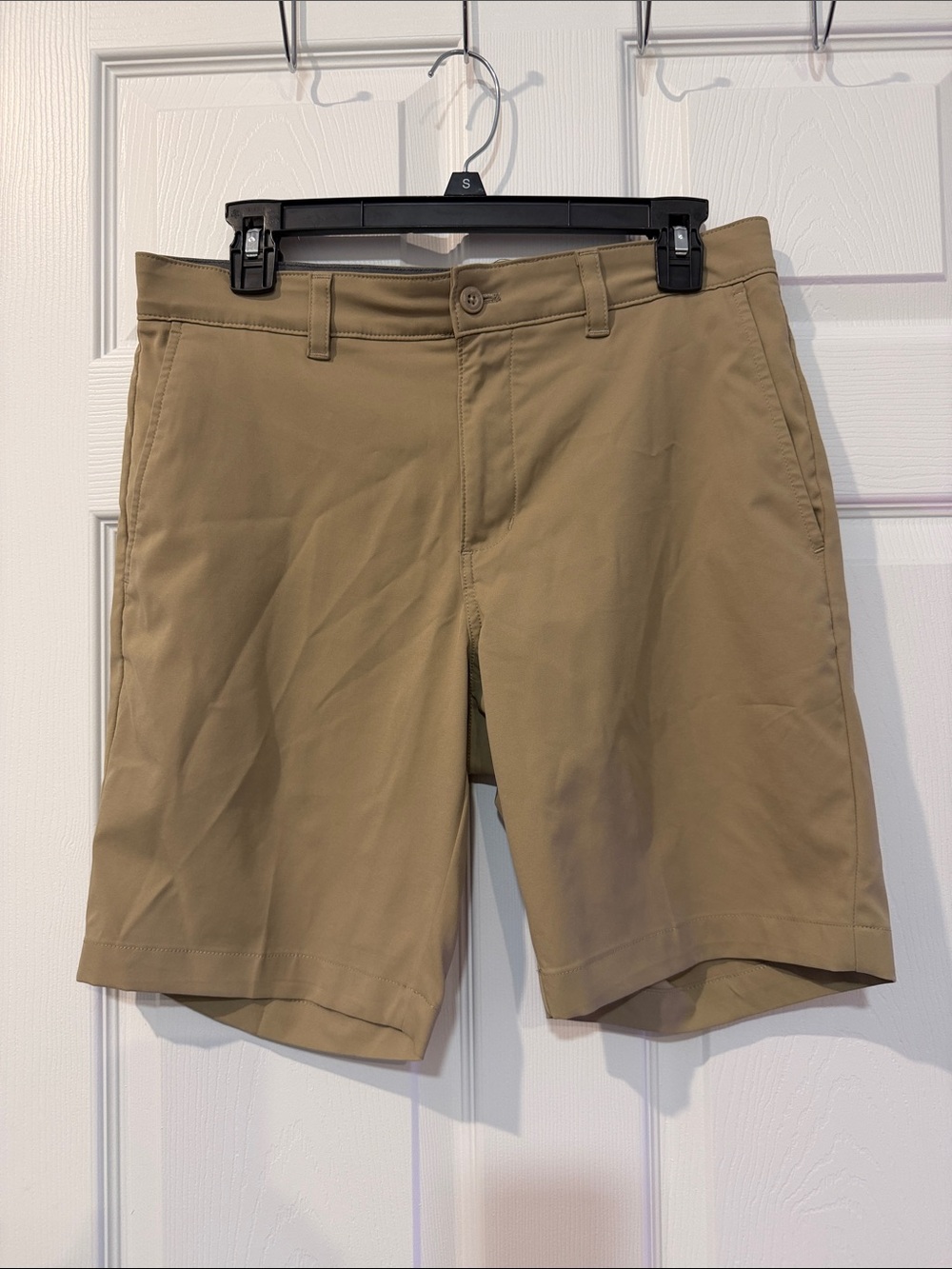 Hogan Men's Flat-Front Shorts in Khaki